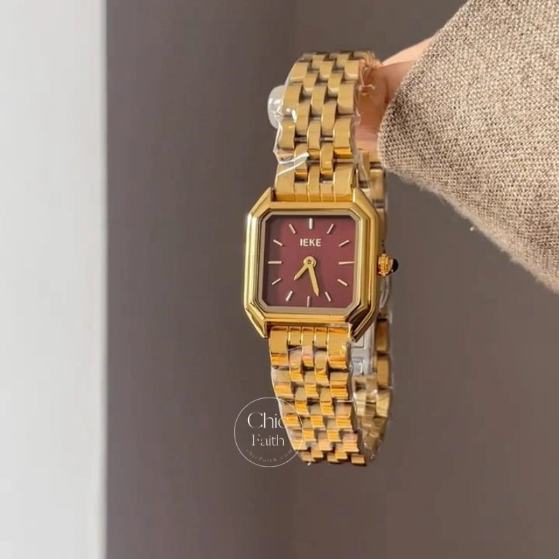 Retro Inspired Gold Women’s Watch Fashion Statement