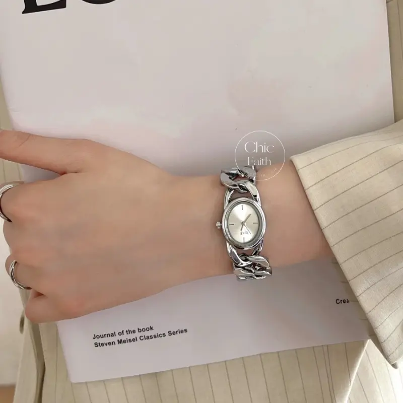 Vintage-Inspired Gold Oval Face White Dial Bracelet Watch for Women