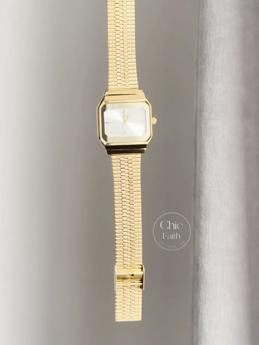 Minimalist Big Rectangle Face Gold Mesh Band Ladies Watch