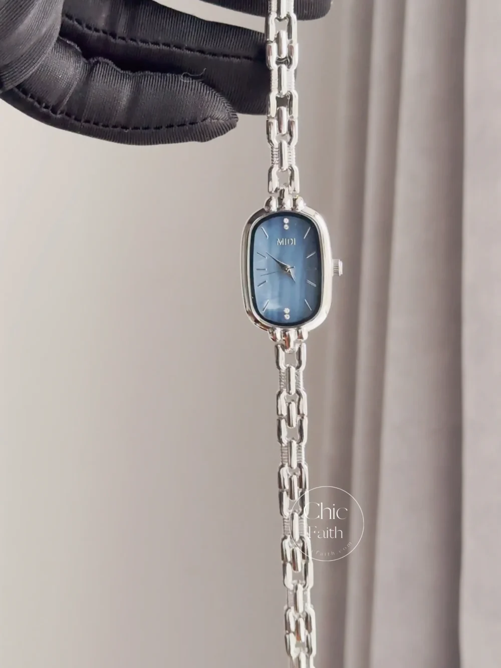 Elegant Oval Face Blue Mother of Pearl Dial Silver Bracelet Watch for Women