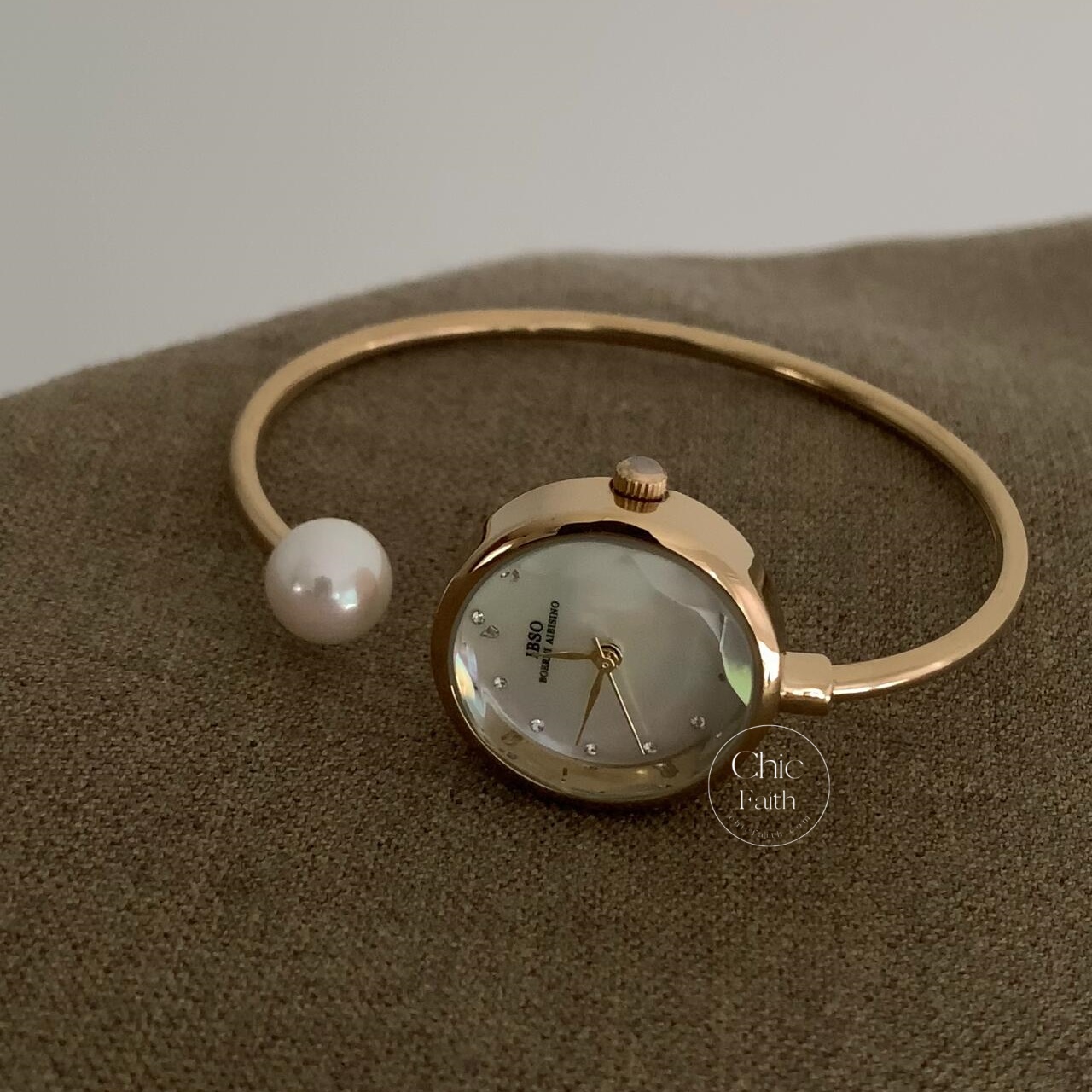 Elegant Blue Mother of Pearl Dial Watch Round Face Silver Ladies Bangle Watch