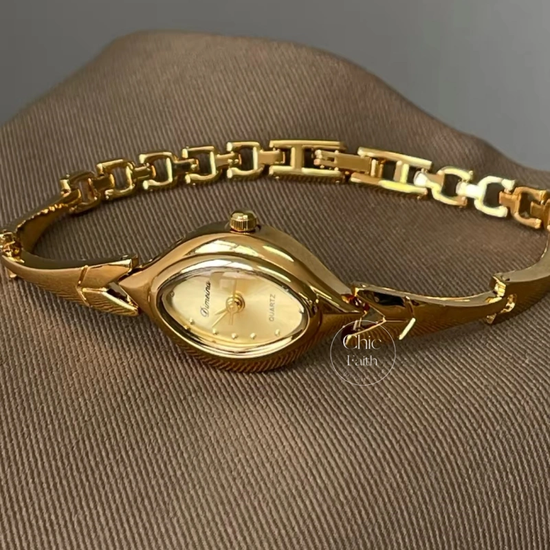 Vintage-Inspired Unique Gold Bracelet Women's Watch