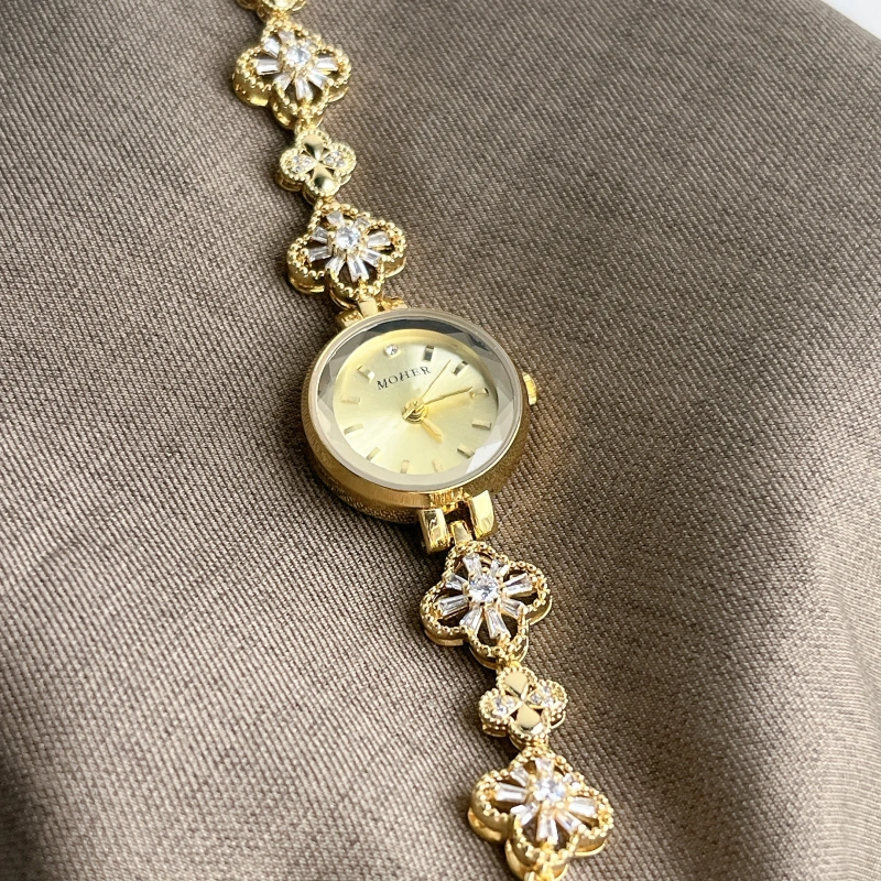 MoHer Watch Gold Clover Crystal Bracelet Watch for Women