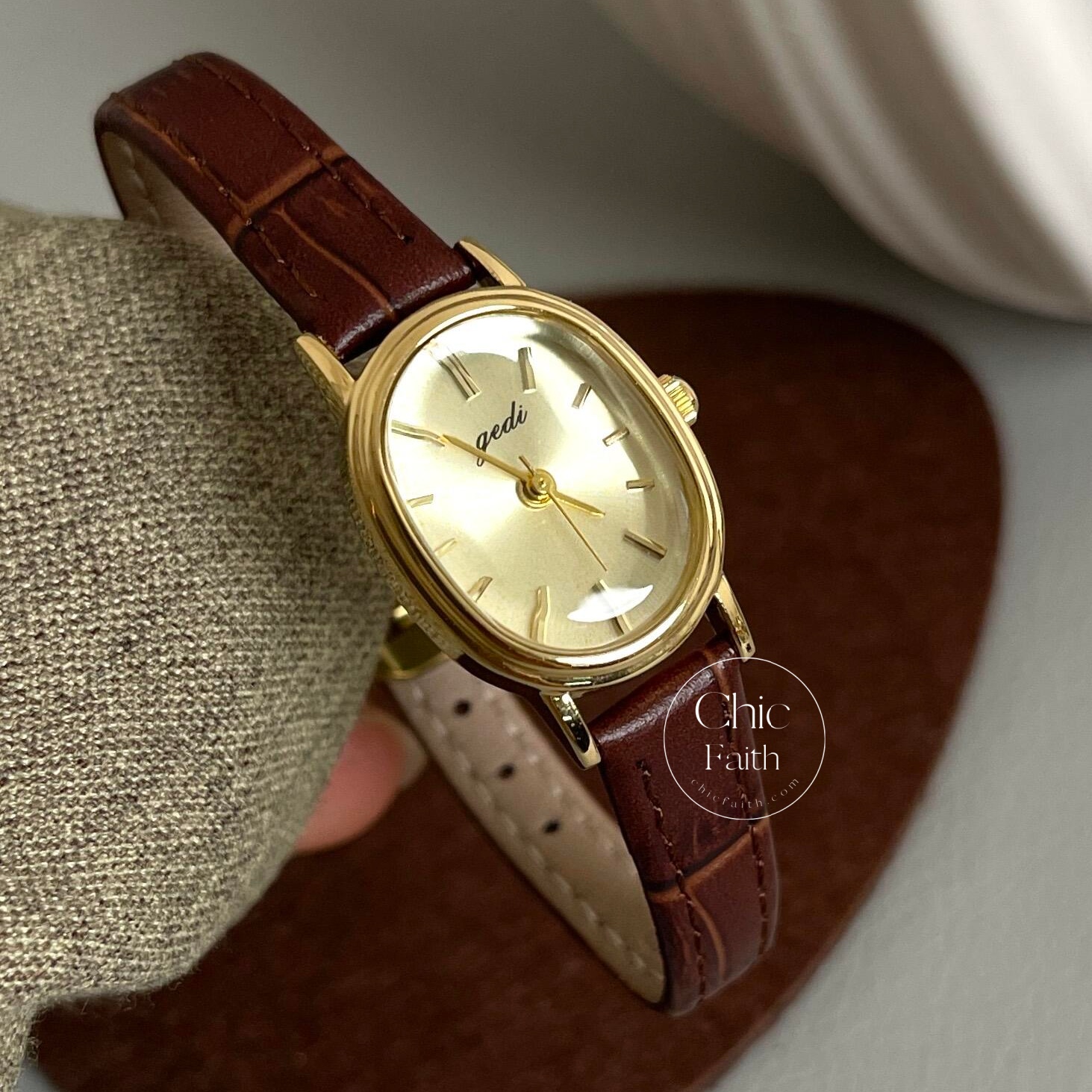 Vintage Leather Women's Watch Elegant Gold Small Round Dial Watch