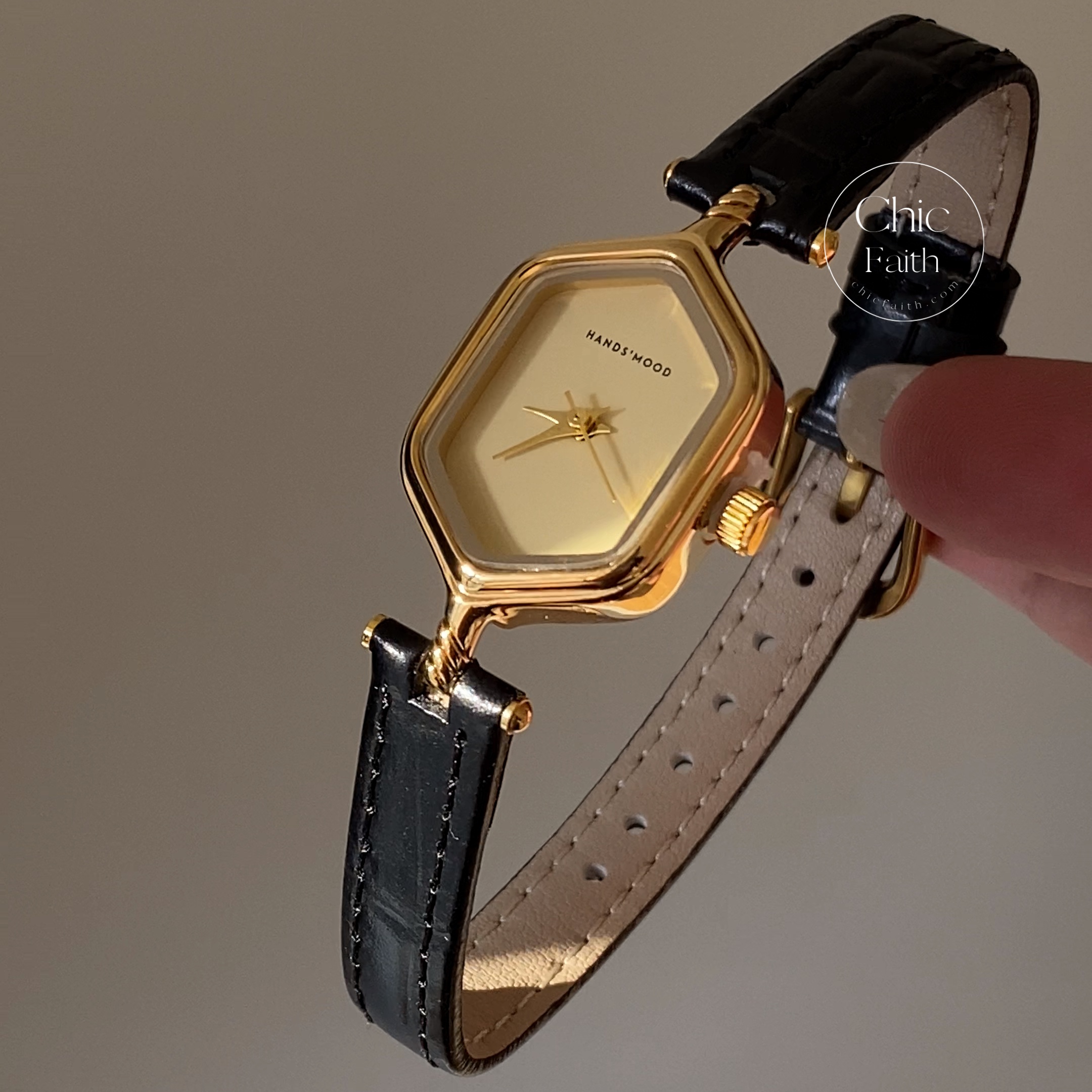 Make a bold statement with this exquisite vintage geometric women's watch, designed for those who appreciate unique minimalist aesthetics. The sleek black genuine leather strap perfectly complements the polished hexagonal case, delivering a flawless retro charm that elevates your daily outfit. Featuring a unique star-shaped hand and a clean dial—available in both luxurious gold and classic silver finishes—this versatile fashion timepiece transitions effortlessly from professional business meetings to casual social gatherings. It is the perfect everyday accessory to express your individuality, blending modern sophistication with timeless elegance to boost your confidence.