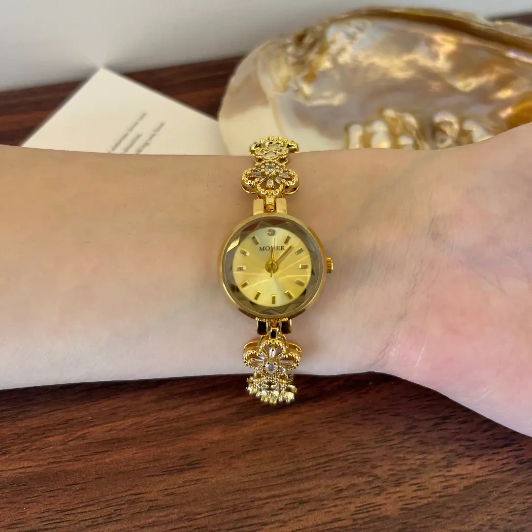 ChicFaith Gold Clover Crystal Bracelet Watch for Women