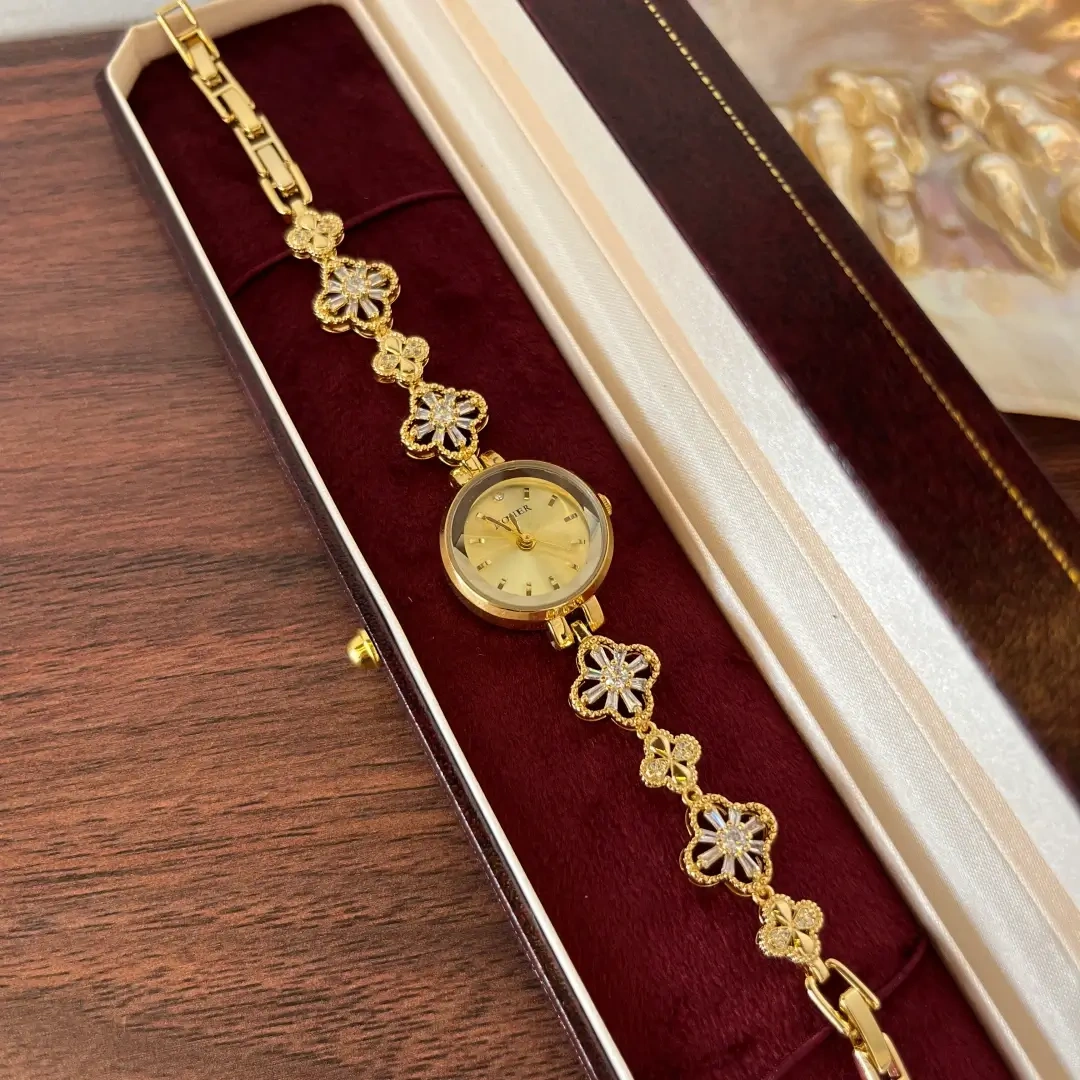ChicFaith Gold Clover Crystal Bracelet Watch for Women