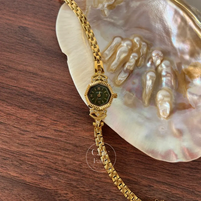 ChicFaith Gold Octagon Emerald Green Dial Bracelet Watch for Women
