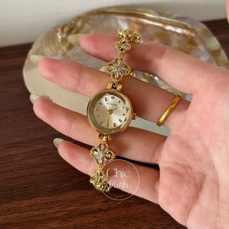 ChicFaith Gold Round Clover Crystal Bracelet Women‘s Watch